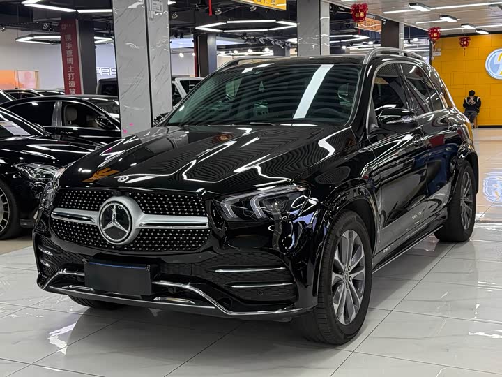 Фото 1 - Mercedes-Benz GLE-Class