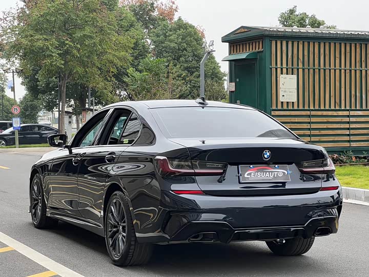 Фото 9 - BMW 3 Series