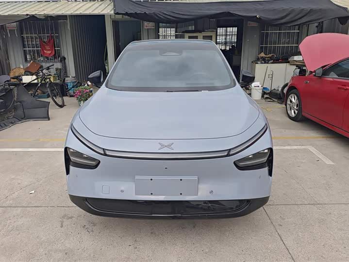 Фото 2 - XPeng G7