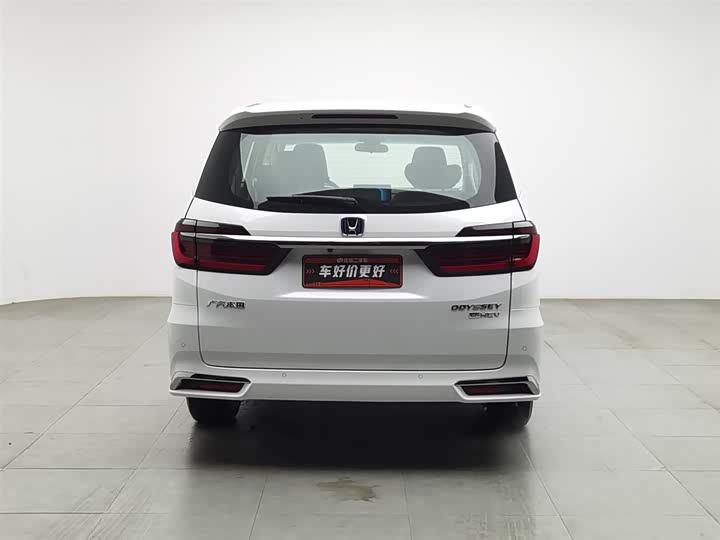 Фото 4 - Honda Odyssey