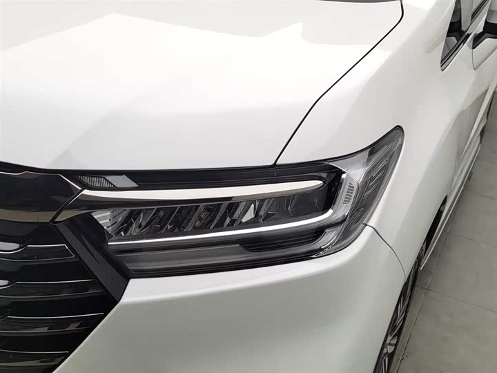 Фото 7 - Honda Odyssey