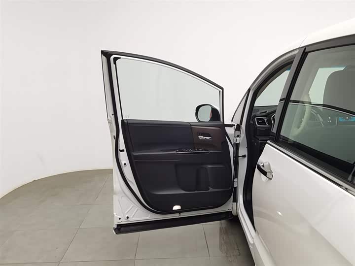 Фото 8 - Honda Odyssey