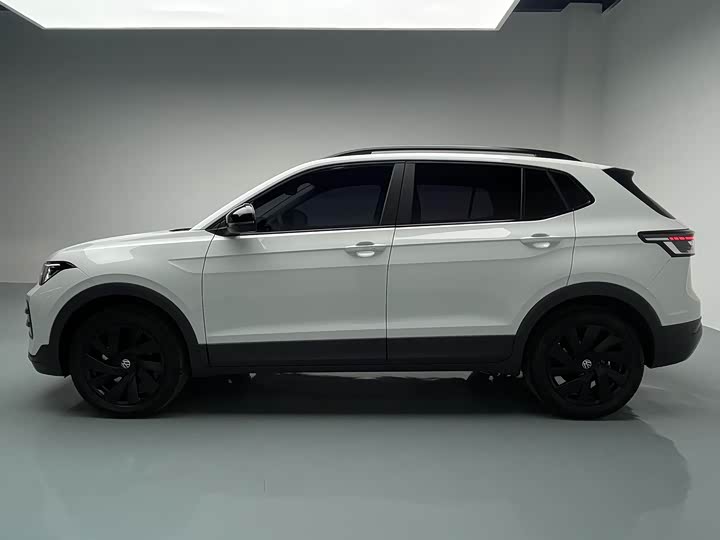 Фото 5 - Volkswagen Tharu