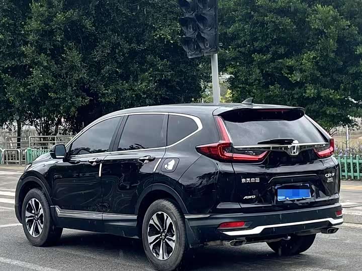 Фото 3 - Honda CR-V