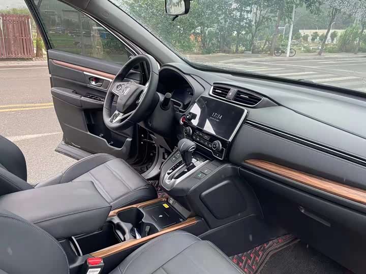 Фото 9 - Honda CR-V