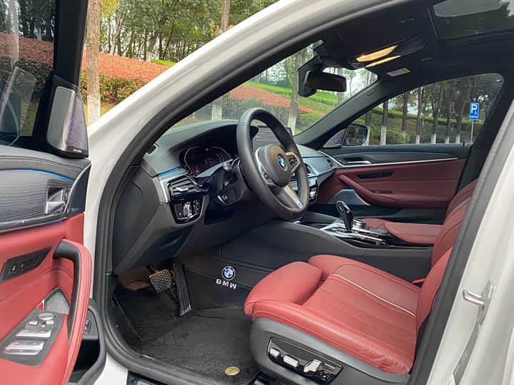 Фото 4 - BMW 5 Series