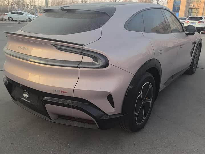 Фото 3 - Xiaomi YU7