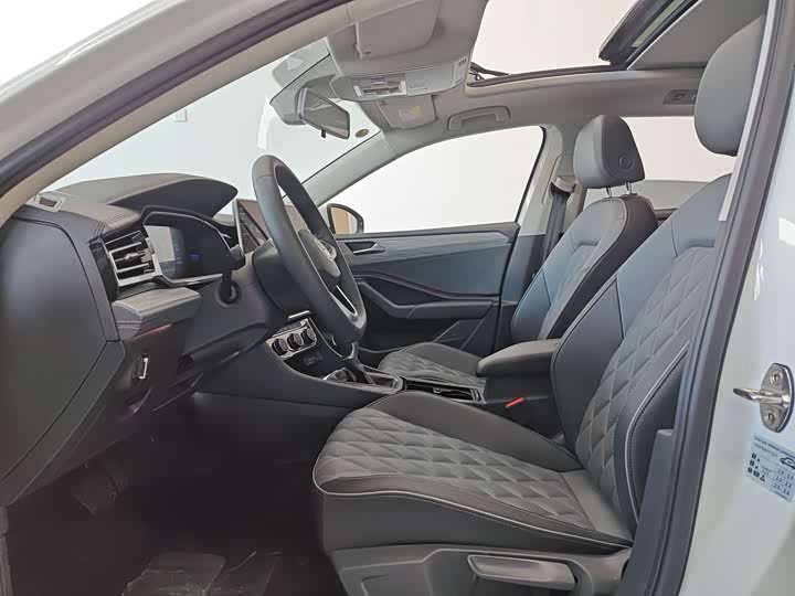 Фото 7 - Volkswagen Sagitar L