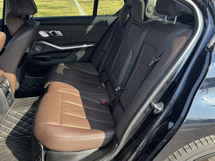 Фото 6 - BMW 3 Series