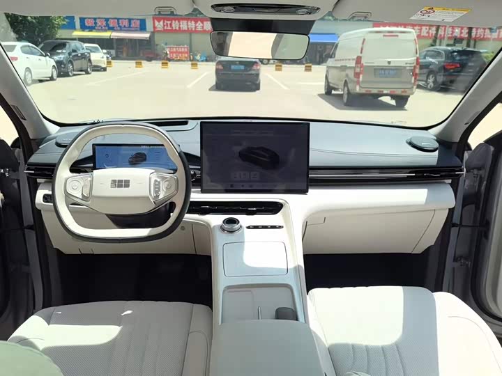 Фото 4 - Geely Galaxy E5