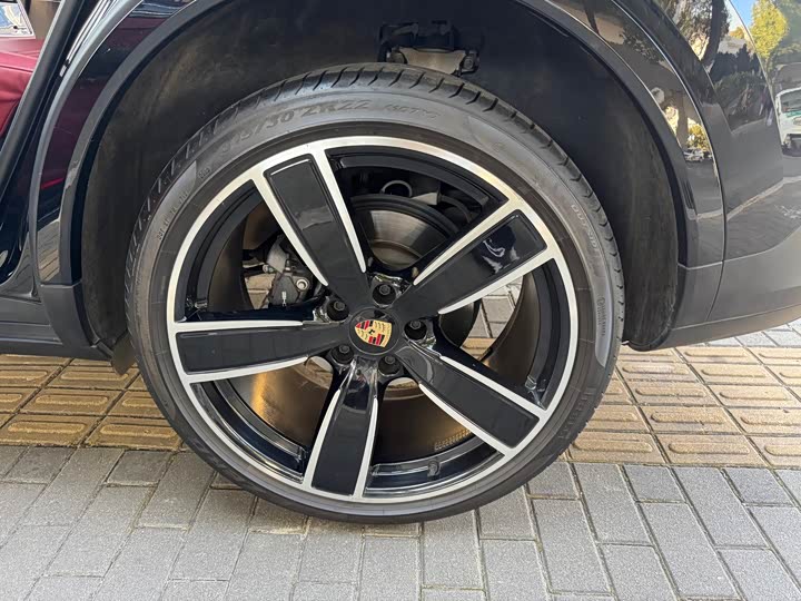 Фото 5 - Porsche Cayenne