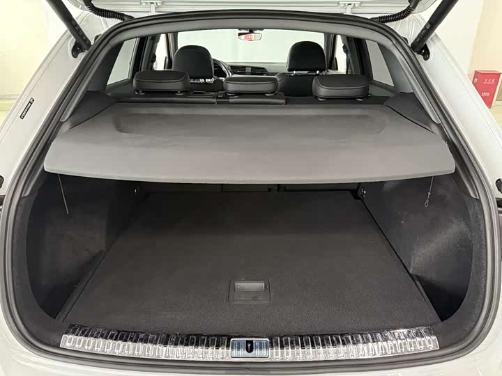 Фото 6 - Audi Q3