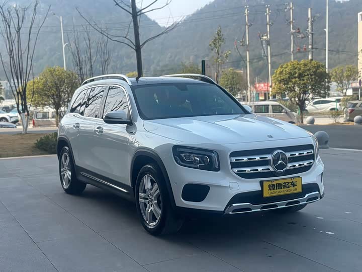 Фото 3 - Mercedes-Benz GLB-Class