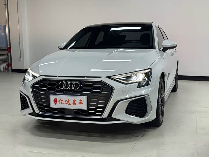 Фото 1 - Audi A3