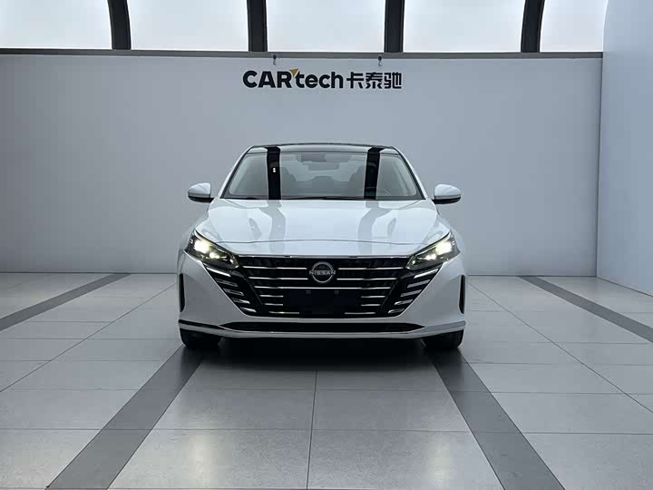 Фото 2 - Nissan Teana