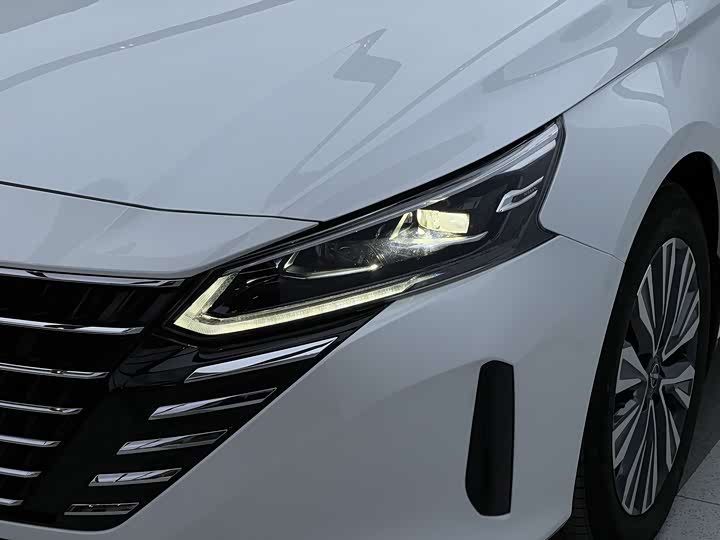 Фото 3 - Nissan Teana