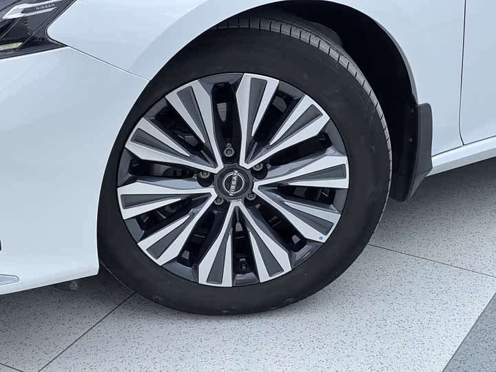 Фото 7 - Nissan Teana