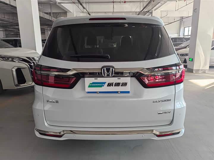 Фото 5 - Honda Elysion