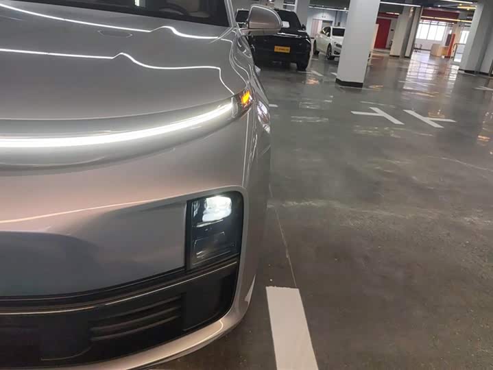 Фото 5 - LiXiang L7