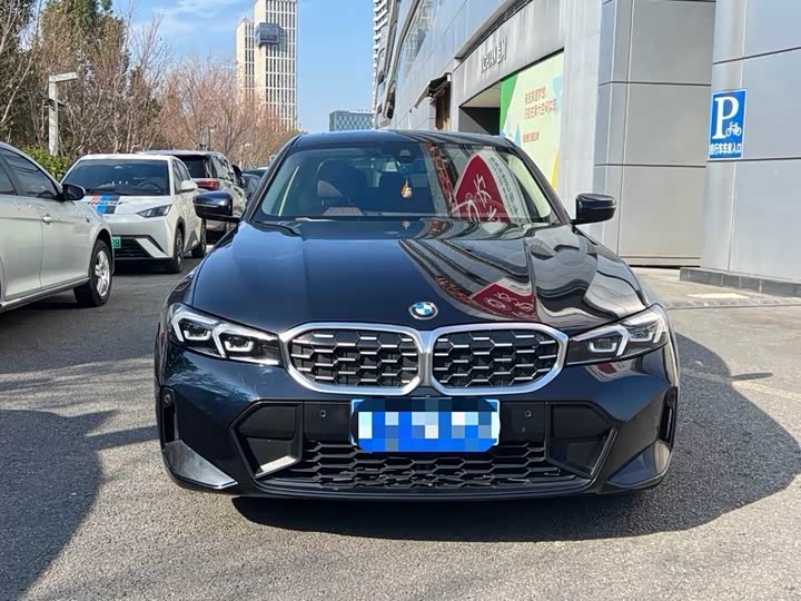 Фото 2 - BMW 3 Series