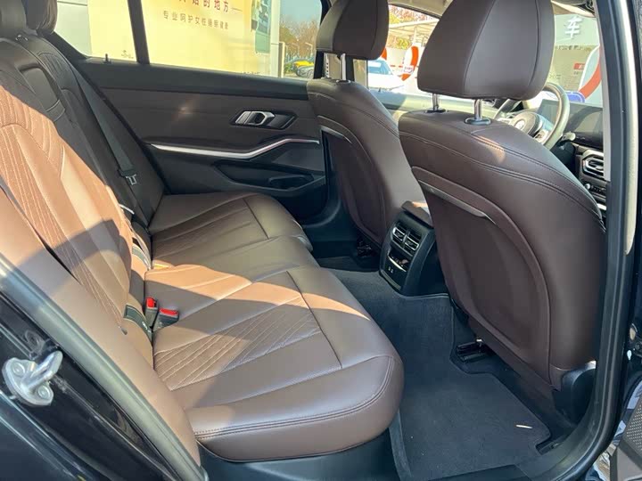 Фото 7 - BMW 3 Series