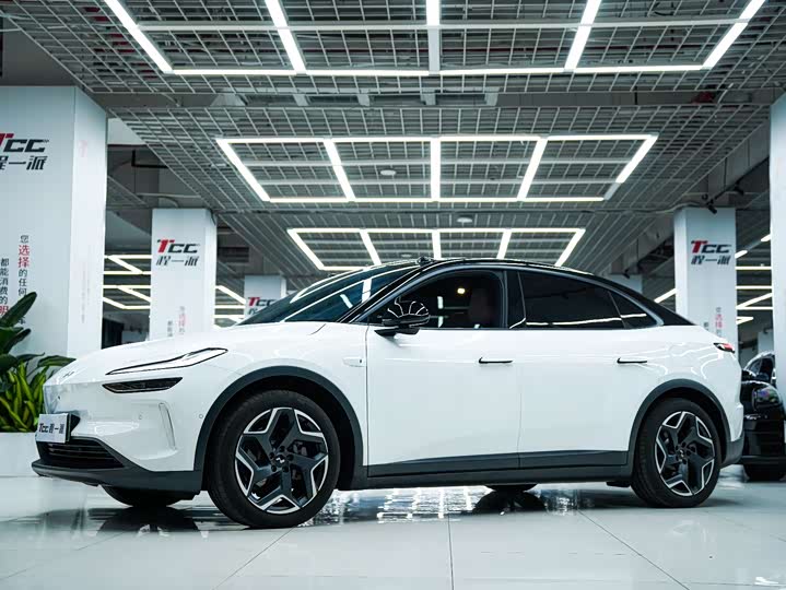 Фото 1 - Nio Onvo L60