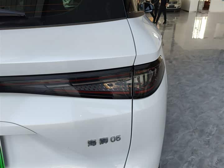 Фото 8 - BYD Sea Lion 05 DM-i Hybrid