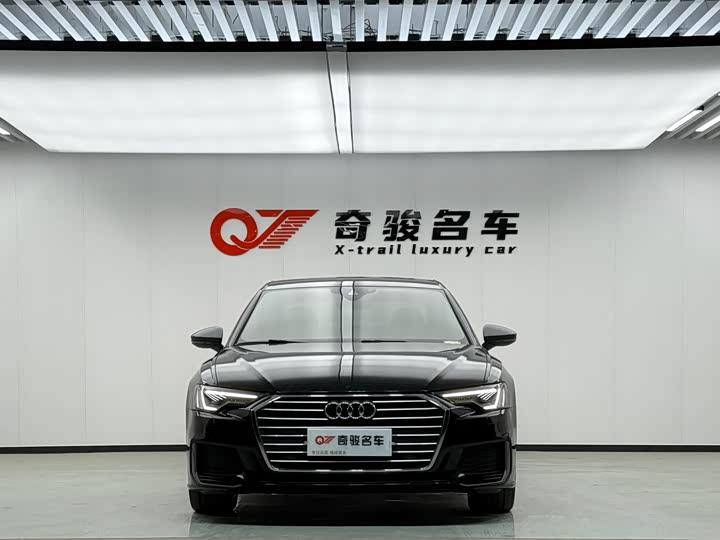 Фото 2 - Audi A6L