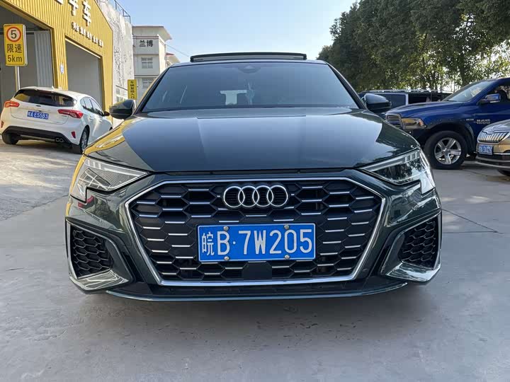 Фото 2 - Audi A3