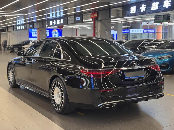 Фото 9 - Mercedes-Benz S-Class