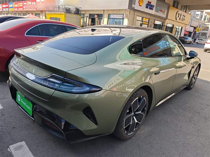 Фото 7 - Xiaomi SU7