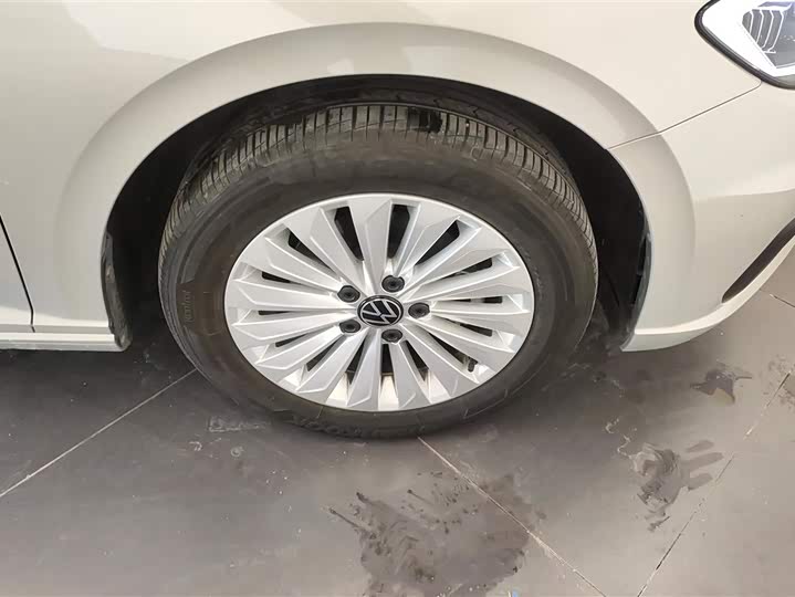 Фото 6 - Volkswagen Lavida