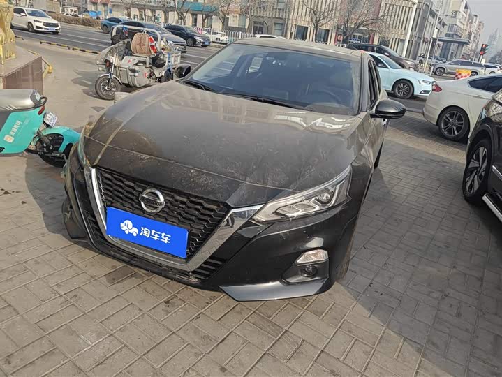 Фото 1 - Nissan Teana