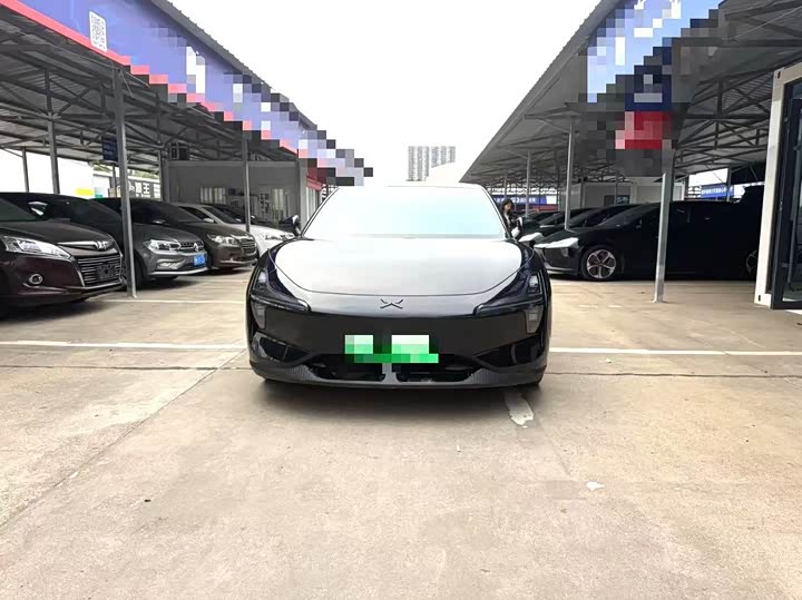 Фото 2 - XPeng Mona M03