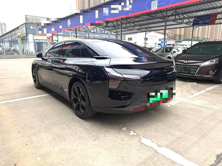 Фото 6 - XPeng Mona M03