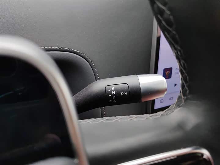 Фото 6 - LiXiang L6