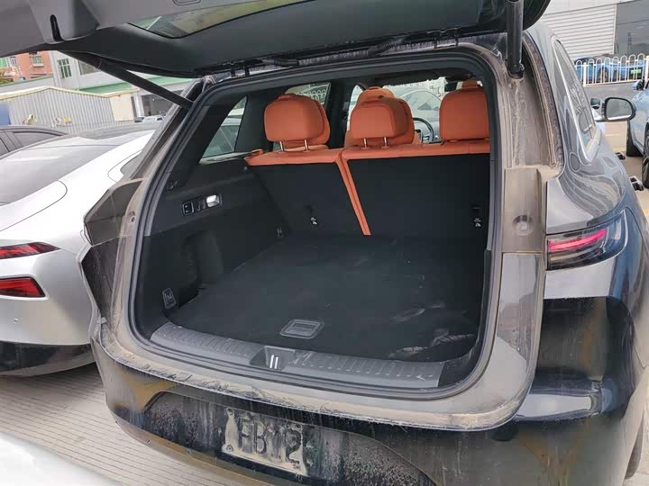 Фото 9 - LiXiang L6