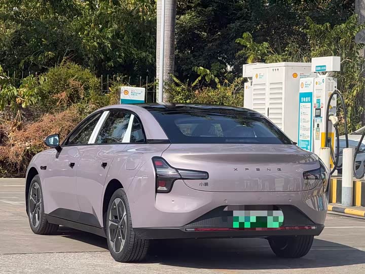 Фото 7 - XPeng Mona M03