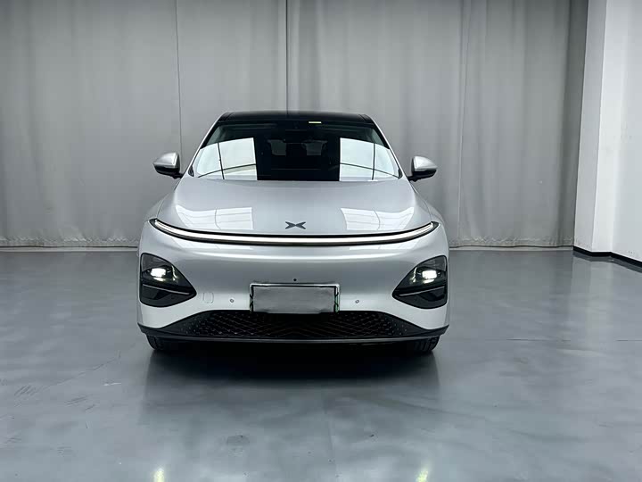 Фото 2 - XPeng G6