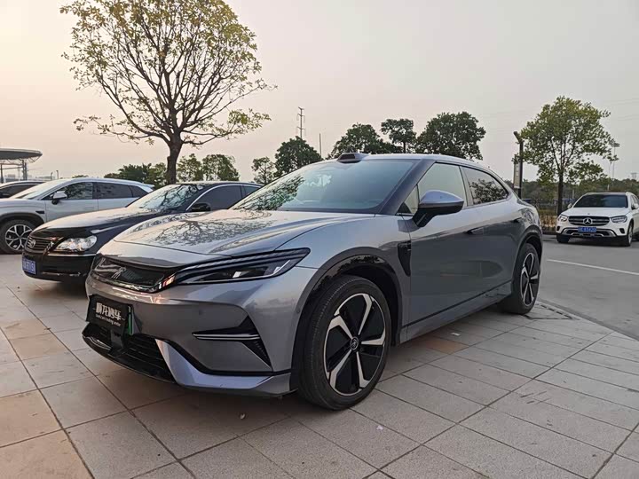 Фото 1 - BYD Song L