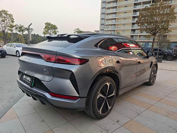 Фото 4 - BYD Song L