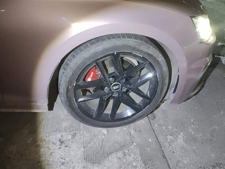 Фото 6 - Audi A5