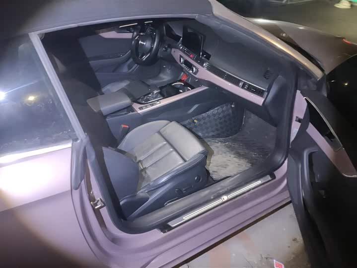 Фото 8 - Audi A5