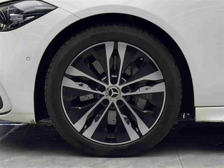 Фото 4 - Mercedes-Benz C-Class Hybrid