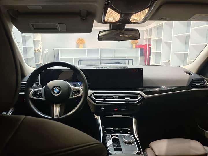 Фото 8 - BMW 3 Series