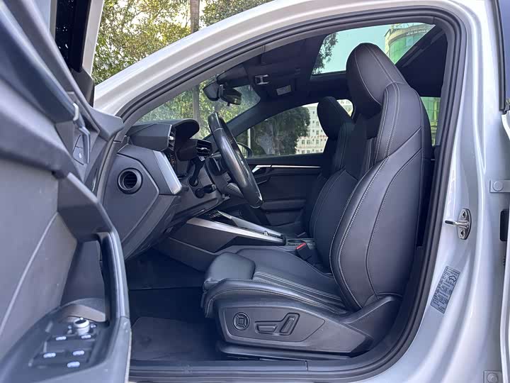 Фото 8 - Audi A3