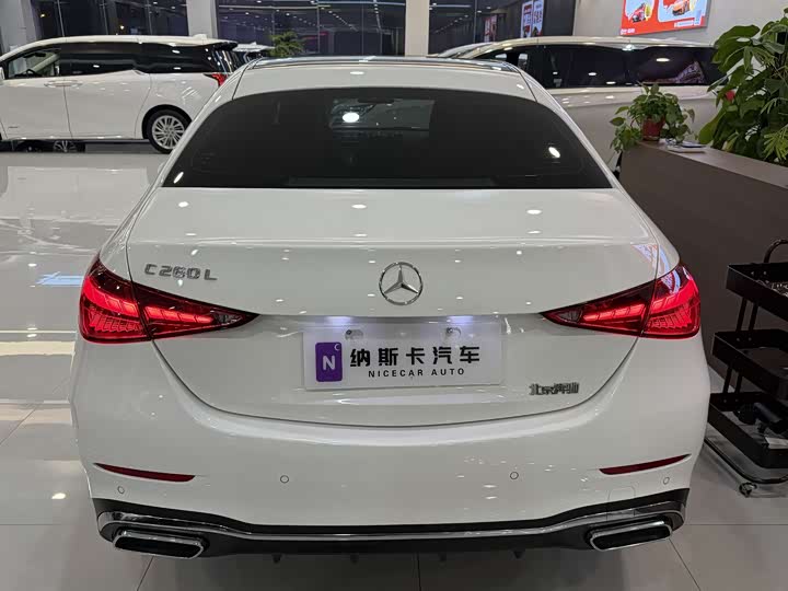 Фото 4 - Mercedes-Benz C-Class