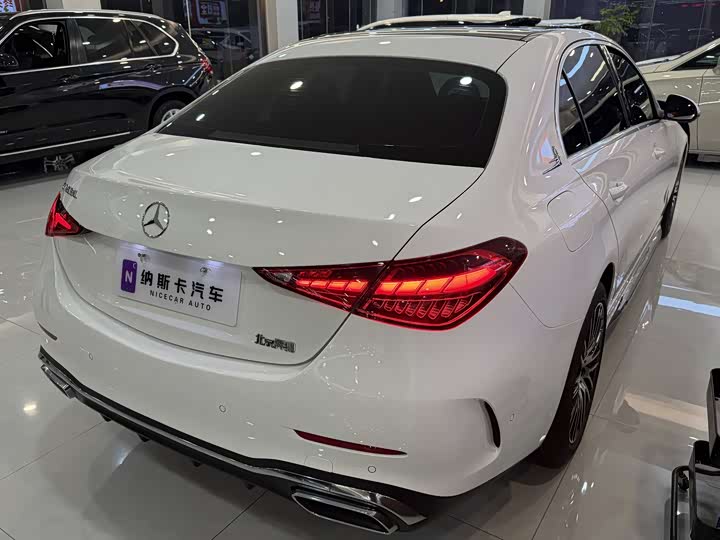 Фото 6 - Mercedes-Benz C-Class