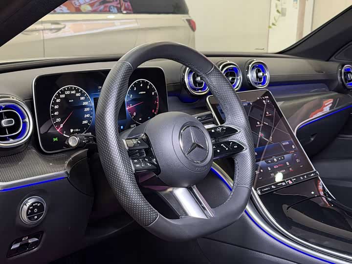 Фото 7 - Mercedes-Benz C-Class