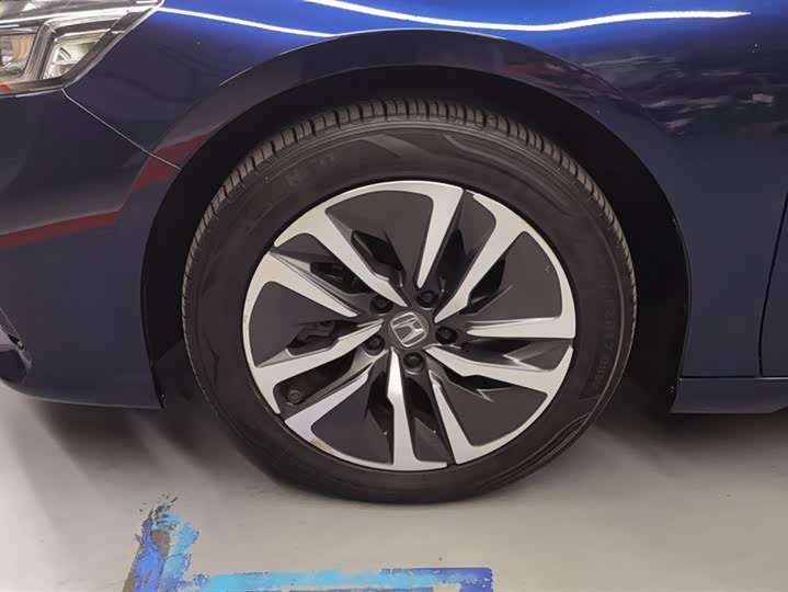 Фото 6 - Honda Inspire